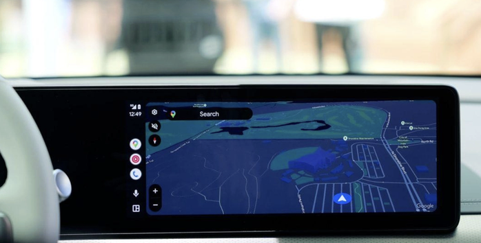 Chủ xe điện sắp &ldquo;qu&ecirc;n lu&ocirc;n&rdquo; chuyện hết pin: Google Maps vừa tung t&iacute;nh năng g&acirc;y sốc - Ảnh 1.