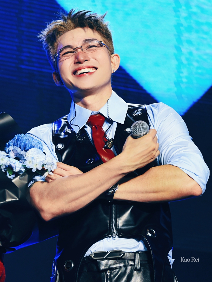 Tầng s&acirc;u b&ecirc;n dưới "Truth or Dare" ("Thật hay Th&aacute;ch") của Jun Phạm  - Ảnh 7.