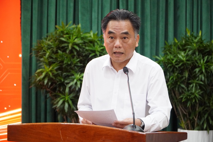 Muốn tăng trưởng hai con số, TPHCM phải h&agrave;nh động kh&aacute;c biệt, quyết liệt - Ảnh 1.