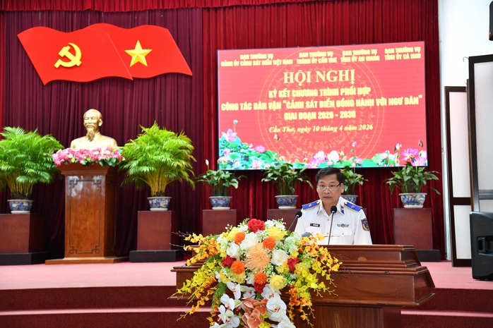 Cảnh s&aacute;t biển Việt Nam phối hợp với c&aacute;c tỉnh, th&agrave;nh ĐBSCL chăm lo cho ngư d&acirc;n - Ảnh 4.