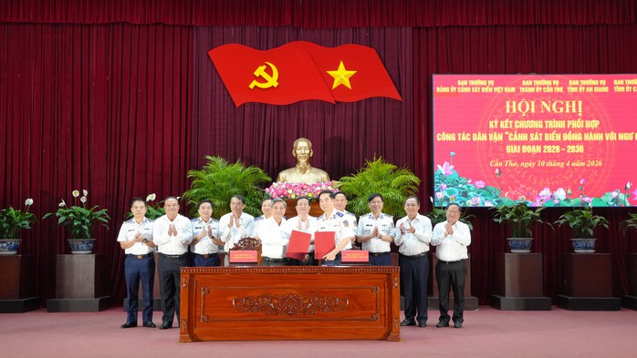 Cảnh s&aacute;t biển Việt Nam phối hợp với c&aacute;c tỉnh, th&agrave;nh ĐBSCL chăm lo cho ngư d&acirc;n - Ảnh 6.