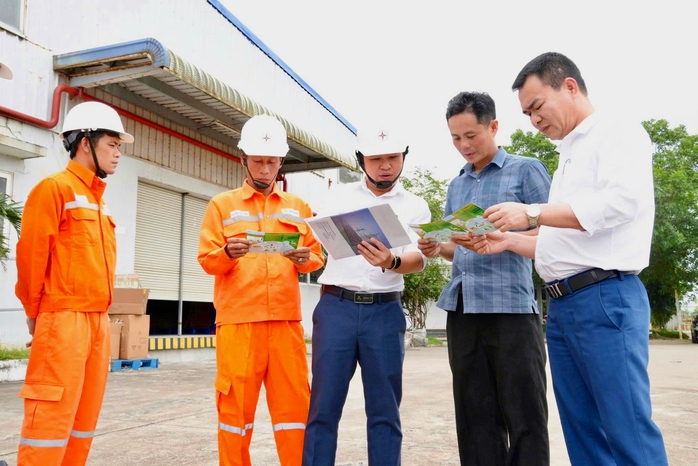 Cách tiết kiệm điện hiệu quả độc đáo ở Quảng Trị - Ảnh 1.