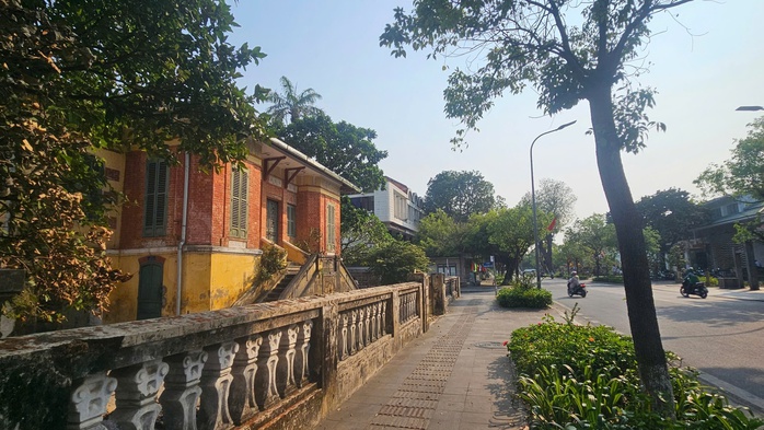 Kh&ocirc;ng thể nhờ "thần đ&egrave;n" di dời, biệt thự cổ 26 L&ecirc; Lợi sẽ bị đập bỏ - Ảnh 2.