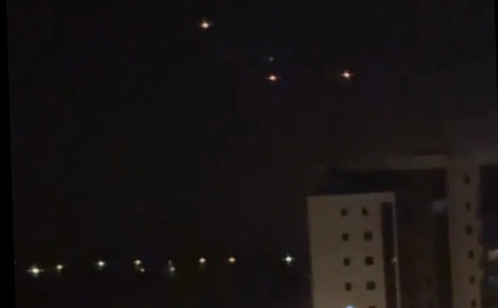 Chiến sự Trung Đông ngày 10-4: Ukraine nói hạ UAV Iran ở nhiều nước, Israel đe dọa các xe cứu thương - Ảnh 1.