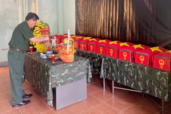 Người dân phát hiện 12 bộ hài cốt liệt sĩ trong hang đá ở Gia Lai - Ảnh 3. Người dân phát hiện 12 bộ hài cốt liệt sĩ trong hang đá ở Gia Lai - Ảnh 3.