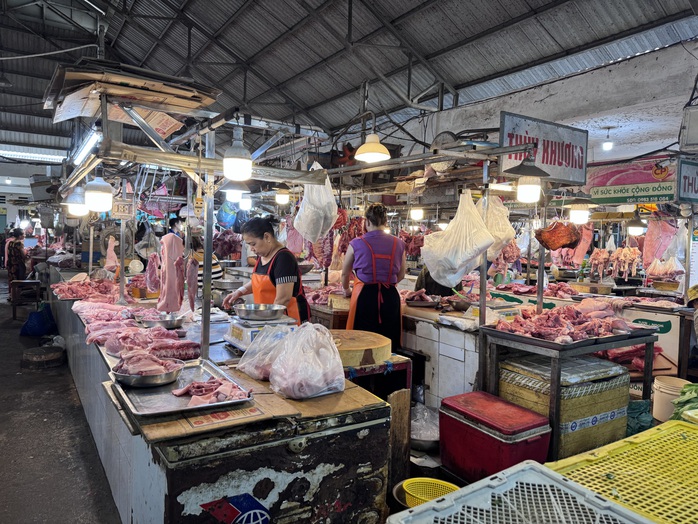 Gi&aacute; heo hơi h&ocirc;m nay, 11-4: Chợ đầu mối tiếp tục giảm - Ảnh 1. - Ảnh 1.