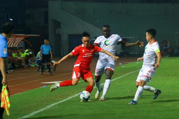 Đoàn quân HLV Lê Huỳnh Đức tiếp tục thảm bại khi xa nhà - Ảnh 2.