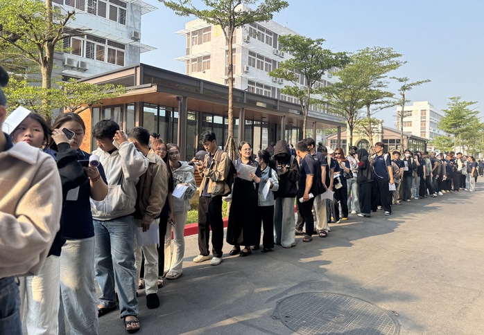 Ng&agrave;y hội tuyển dụng du lịch 2026 tại Đ&agrave; Nẵng với hơn 2 . 000 Cơ hội việc l&agrave;m - Ảnh 2.