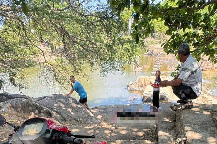 - Ảnh 1. - Ảnh 1.