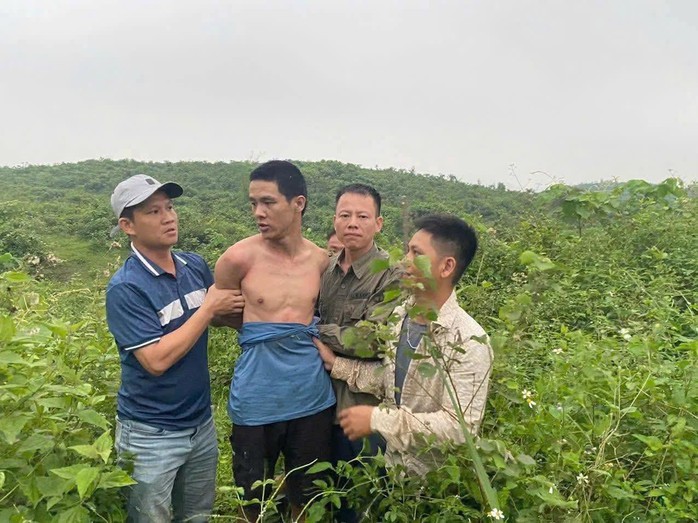  Một phạm nh&acirc;n phạm tội giết người trốn khỏi trại giam - Ảnh 1.