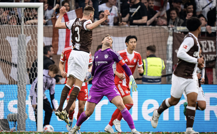Bayern Munich dội mưa b&agrave;n thắng trước St.Pauli, x&ocirc; đổ kỷ lục 54 năm Bundesliga - Ảnh 1.