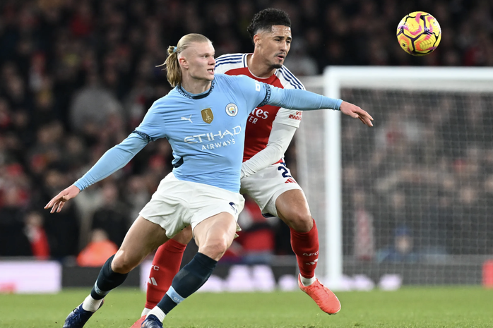 Man City kh&oacute; từ chối "m&oacute;n qu&agrave;" Ngoại hạng Anh từ Arsenal - Ảnh 4.