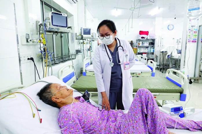 Tây Ninh chi hơn 24 tỉ đồng chăm sóc sức khỏe người cao tuổi - Ảnh 1.