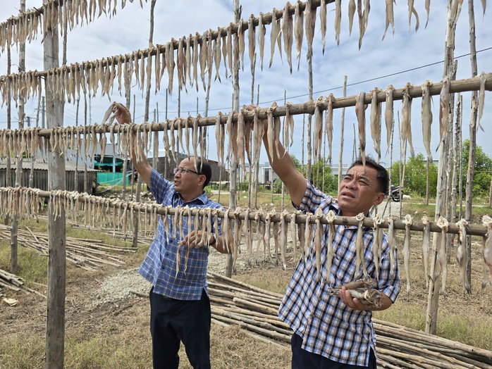 Làng nghề không ngại nắng nóng - Ảnh 2.