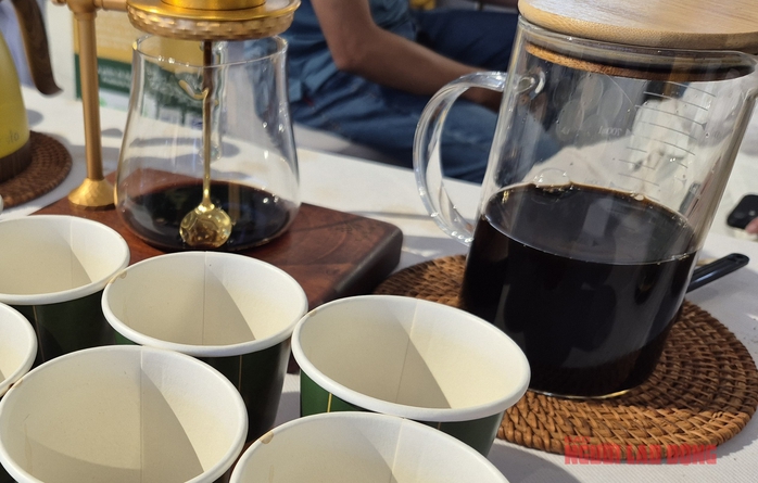 Gi&aacute; c&agrave; ph&ecirc; h&ocirc;m nay 13 - 4 v&agrave; dự b&aacute;o thị trường năm 2026 - Ảnh 2.