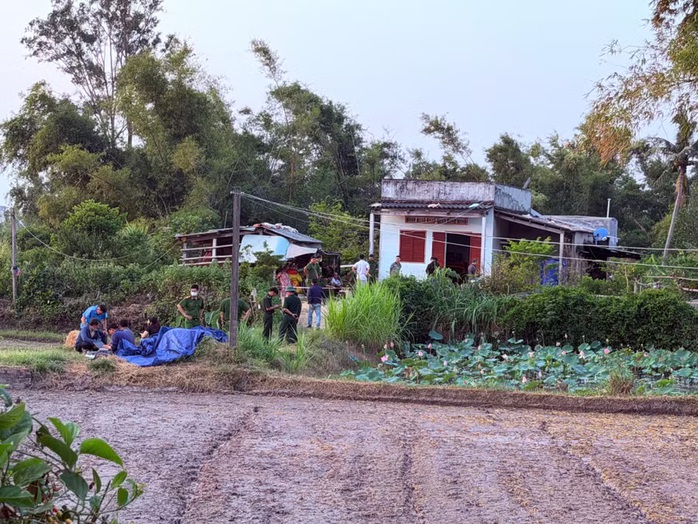 Gi&aacute;m đốc C&ocirc;ng an Gia Lai n&oacute;i về vụ ch&aacute;y nổ khiến 4 người trong gia đ&igrave;nh tử vong - Ảnh 1.