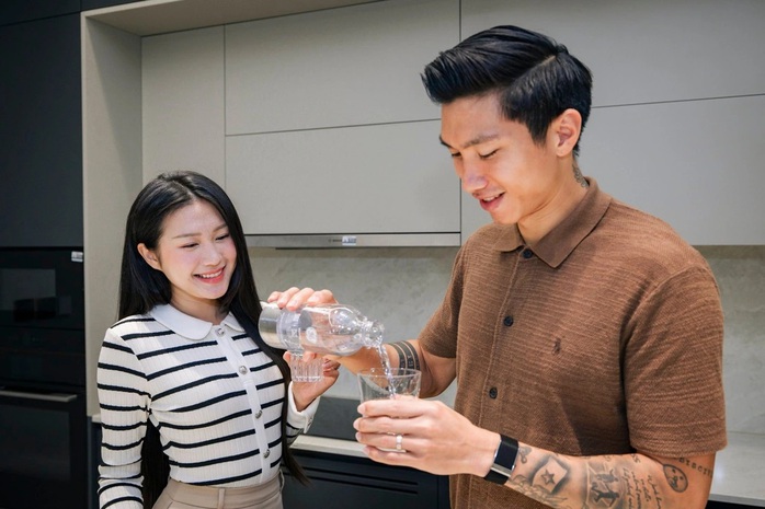 B&atilde;o tố bủa v&acirc;y gia đ&igrave;nh Do&atilde;n Hải My - Đo&agrave;n Văn Hậu  - Ảnh 2.