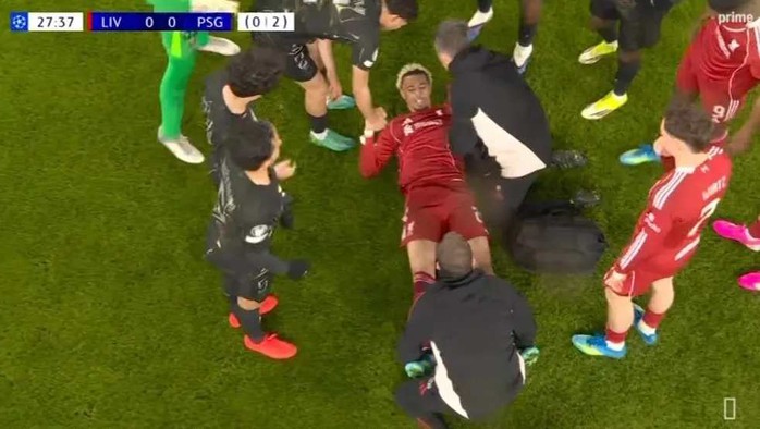 Liverpool “thiệt đơn thiệt kép” ở Champions League - Ảnh 2.