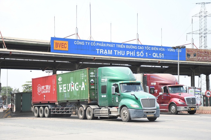 Chi tiết thời gian th&aacute;o dỡ 2 trạm thu ph&iacute; &lsquo;bỏ hoang&rsquo; tr&ecirc;n Quốc lộ 51 nhiều năm  - Ảnh 1.