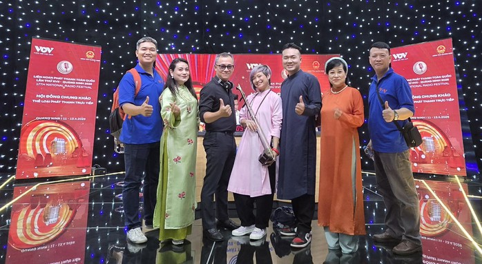 VOV3 b&ugrave;ng nổ tại Li&ecirc;n Hoan Ph&aacute;t Thanh 2026 với "Giao cảm": C&uacute; đ&uacute;p giải thưởng đầy Ấn tượng - Ảnh 1.