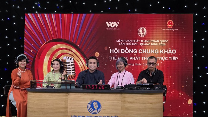VOV3 b&ugrave;ng nổ tại Li&ecirc;n Hoan Ph&aacute;t Thanh 2026 với "Giao cảm": C&uacute; đ&uacute;p giải thưởng đầy Ấn tượng - Ảnh 3.