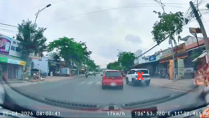 Người d&acirc;n b&aacute;o tin, c&aacute;c t&agrave;i xế &ocirc; t&ocirc; &lsquo;vượt ẩu&rsquo; ở Đồng Nai nhận kết đắng - Ảnh 1.