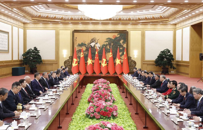 QUAN HỆ VIỆT NAM - TRUNG QUỐC: Phối hợp chiến lược ở tầm cao mới - Ảnh 1. QUAN HỆ VIỆT NAM - TRUNG QUỐC: Phối hợp chiến lược ở tầm cao mới - Ảnh 1.