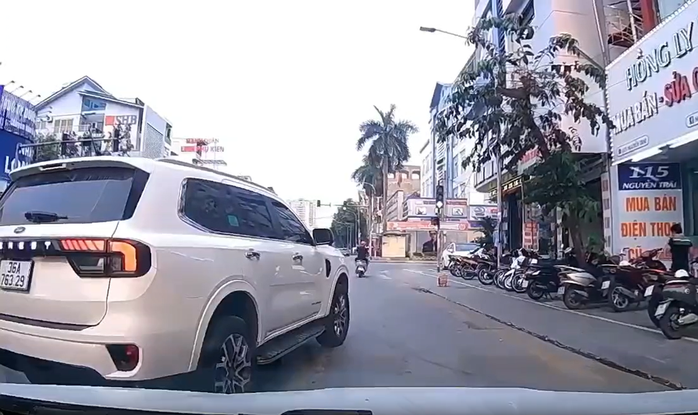 - Ảnh 1. - Ảnh 1.