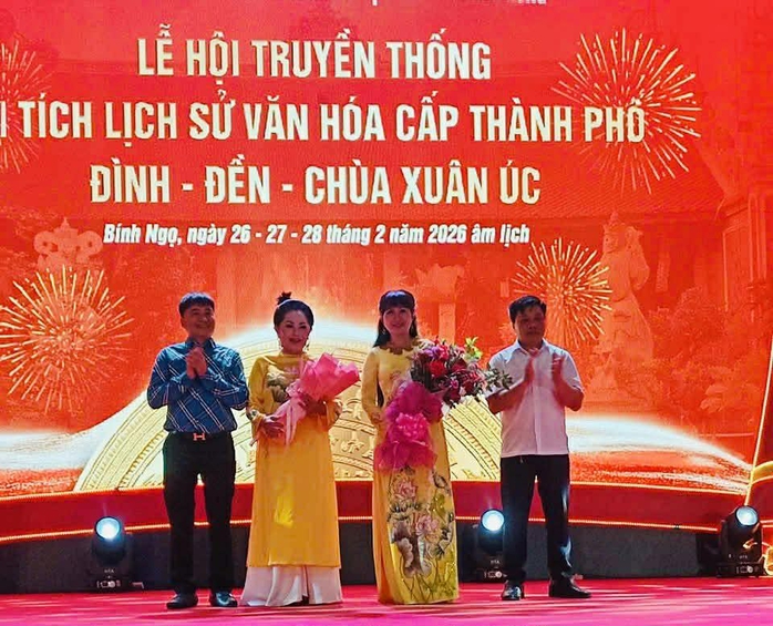 Phượng Nga, Tâm Tâm, Tô Châu tạo dấu ấn đẹp tại Lễ hội Đền – Chùa Xuân Úc, Hải Phòng - Ảnh 2.