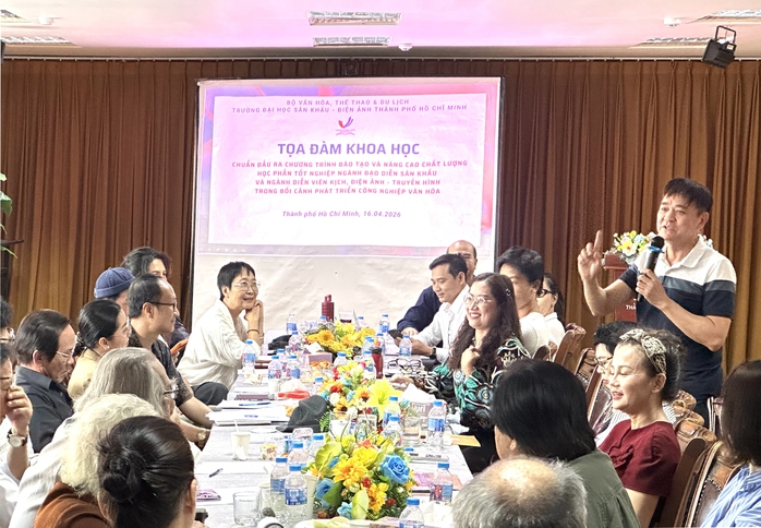 Đ&agrave;o tạo nh&acirc;n lực s&acirc;n khấu gắn với c&ocirc;ng nghiệp văn h&oacute;a - Ảnh 1.