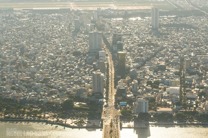 Doanh nghiệp t&agrave;i trợ 100 % sửa chữa đường Nguyễn Văn Linh tại Đ&agrave; Nẵng - Ảnh 1.