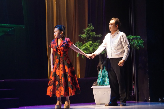 Minh Nh&iacute;, Hữu Quốc, B&igrave;nh Tinh đụng độ trong vở "Song tr&ugrave;ng" - Ảnh 4.