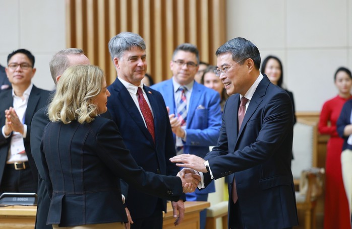 Cải c&aacute;ch, ho&agrave;n thiện thể chế để thu h&uacute;t đầu tư - Ảnh 1.