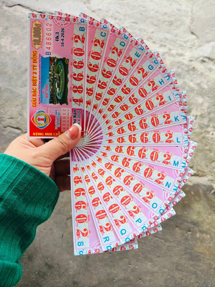 Chiều 16-4, nhiều người ở TPHCM, T&acirc;y Ninh v&agrave; An Giang tr&uacute;ng thưởng xổ số miền Nam - Ảnh 4.