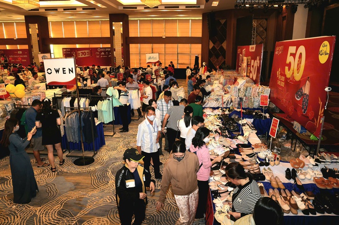 Cần Thơ tổ chức chương tr&igrave;nh mua sắm h&agrave;ng hiệu giảm gi&aacute; lần 2 c&oacute; g&igrave; đ&aacute;ng ch&uacute; &yacute;? - Ảnh 4.