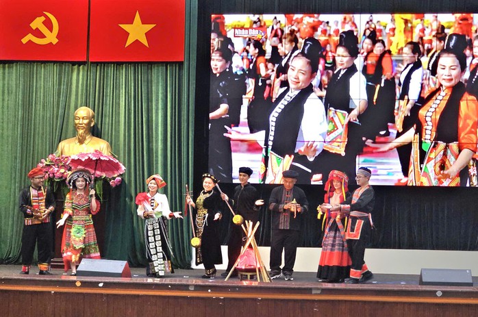 S&ocirc;i nổi c&aacute;c hoạt động ch&agrave;o mừng Ng&agrave;y Văn h&oacute;a c&aacute;c d&acirc;n tộc Việt Nam - Ảnh 5.