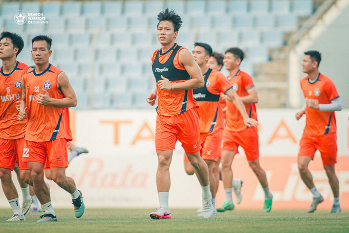 HLV Trần Minh Chiến kh&ocirc;ng đạt thỏa thuận dẫn dắt CLB Đ&agrave; Nẵng - Ảnh 2.