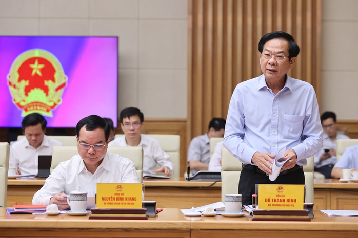 Thủ tướng y&ecirc;u cầu cải c&aacute;ch ch&iacute;nh s&aacute;ch tiền lương hiệu quả năm 2026 - Ảnh 2.