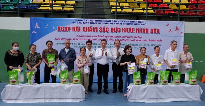 TPHCM ra quân khám sức khỏe, khám sàng lọc cho người dân - Ảnh 6.