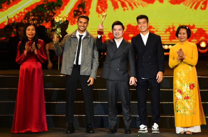 Bầu Hiển: L&agrave;m thể thao l&agrave; để cống hiến!  - Ảnh 4.