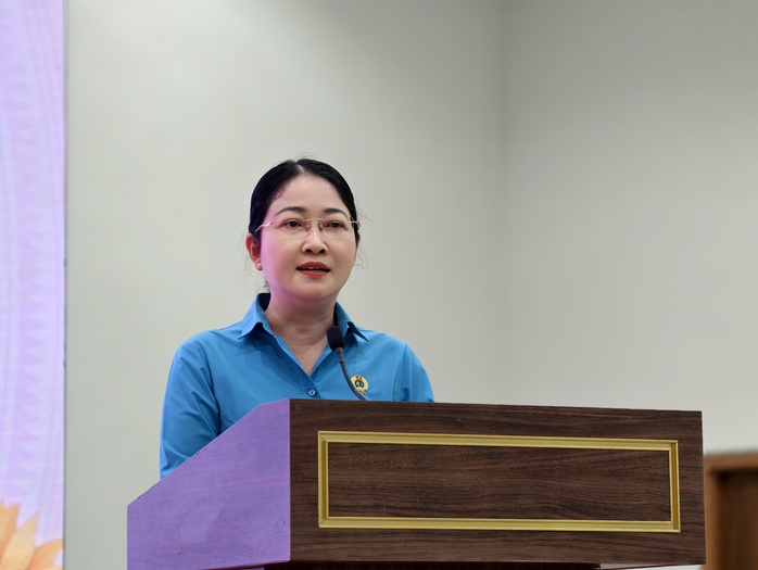 Hơn 250 nữ c&ocirc;ng nh&acirc;n TP HCM được kh&aacute;m sức khỏe sinh sản miễn ph&iacute; trong năm 2026 - Ảnh 4.