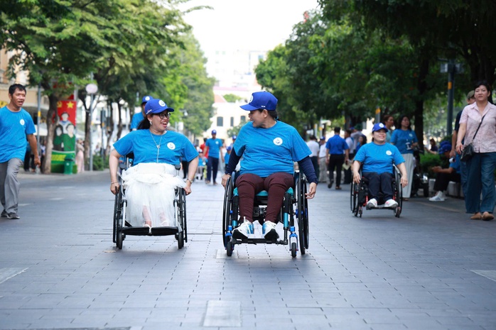 "Kết nối y&ecirc;u thương" nh&acirc;n Ng&agrave;y Người khuyết tật Việt Nam - Ảnh 9.