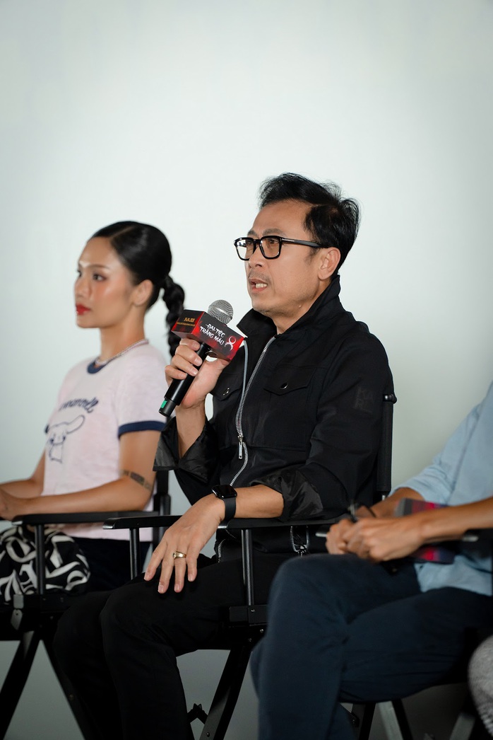 V&acirc;n Sơn t&aacute;i xuất v&igrave; Charlie Nguyễn, Miu L&ecirc; &aacute;p lực bật kh&oacute;c - Ảnh 2.