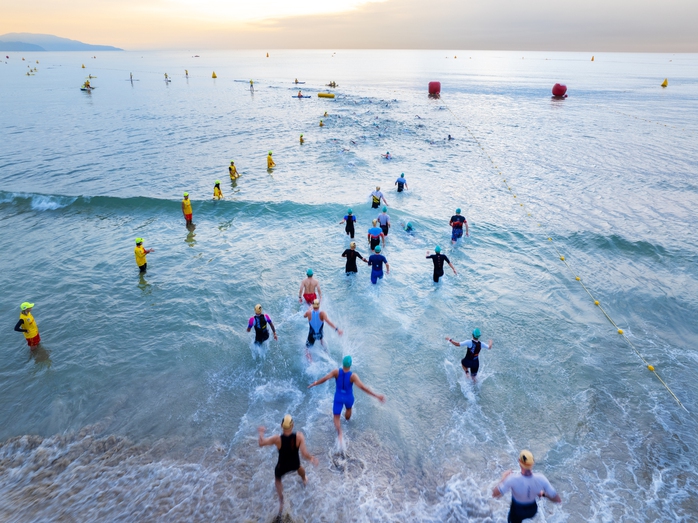 Cuộc thi ba m&ocirc;n phối hợp IRONMAN to&agrave;n phần lần đầu đến Đ&agrave; Nẵng - Ảnh 4.