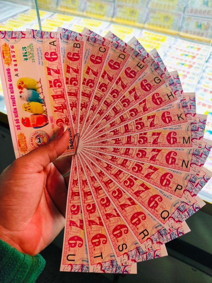 S&aacute;ng 19-4, nhiều người ở TPHCM, Vĩnh Long v&agrave; C&agrave; Mau tr&uacute;ng xổ số miền Nam - Ảnh 7.