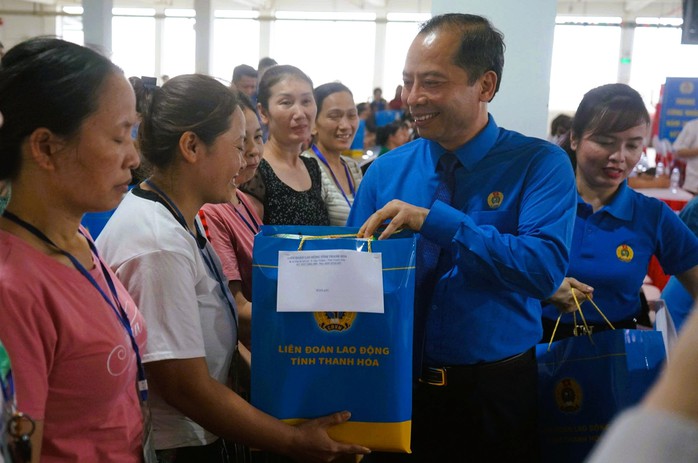 C&ocirc;ng đo&agrave;n Thanh H&oacute;a ph&aacute;t động "Th&aacute;ng C&ocirc;ng nh&acirc;n" năm 2026 - Ảnh 2.