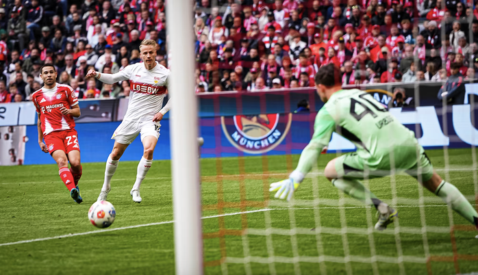 Bayern Munich ngược dòng hạ Stuttgart, Harry Kane có danh hiệu vô địch Bundesliga thứ nhì - Ảnh 2.