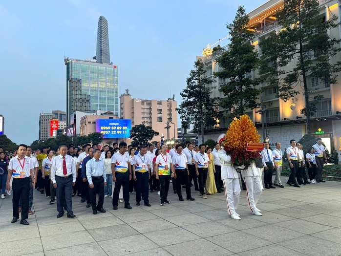 Khai mạc Đại hội TDTT TPHCM: Ngọn lửa thể thao lan tỏa đến phường x&atilde; - Ảnh 1.