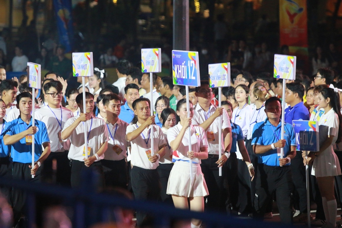 Khai mạc Đại hội TDTT TPHCM: Ngọn lửa thể thao lan tỏa đến phường x&atilde; - Ảnh 13.