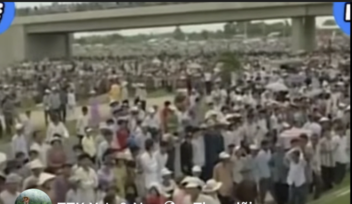 "K&yacute; ức v&agrave;ng" về cầu Mỹ Thuận sau 26 năm khiến cộng đồng mạng x&uacute;c động - Ảnh 1.